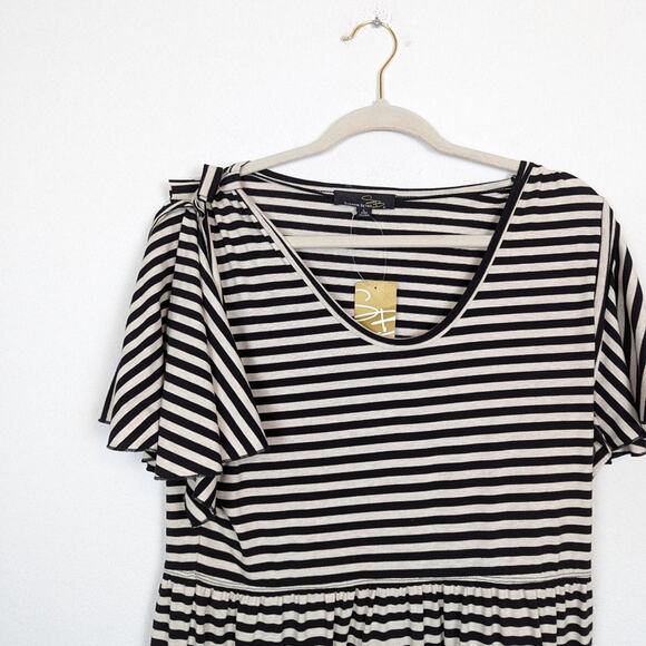 NWT Suzanne Betro Black And Cream Tiered Striped Dress - Picture 4 of 9